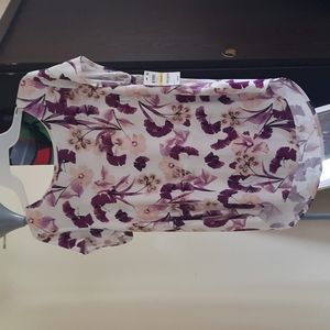 Alfani Tshirt medium ladies purple and white and tan